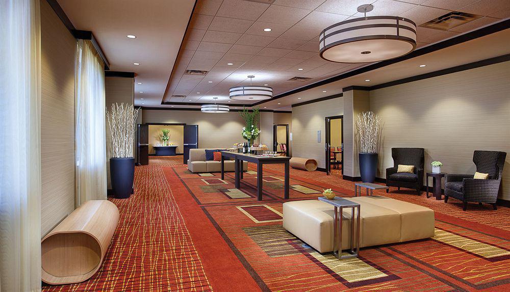 Courtyard Grand Rapids Downtown Hotell Exteriör bild