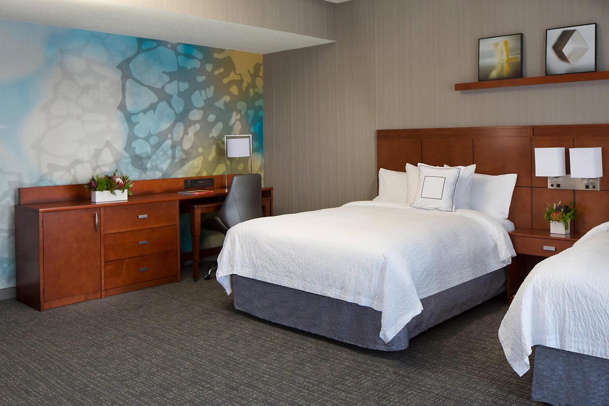 Courtyard Grand Rapids Downtown Hotell Exteriör bild