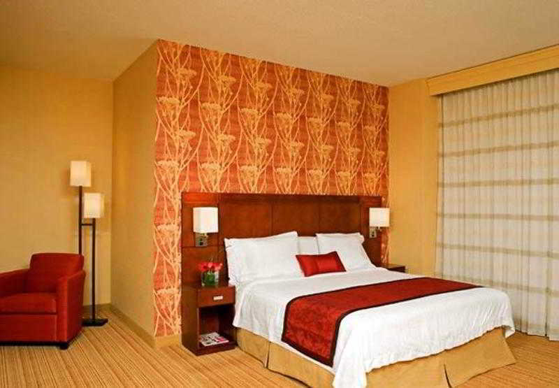 Courtyard Grand Rapids Downtown Hotell Exteriör bild